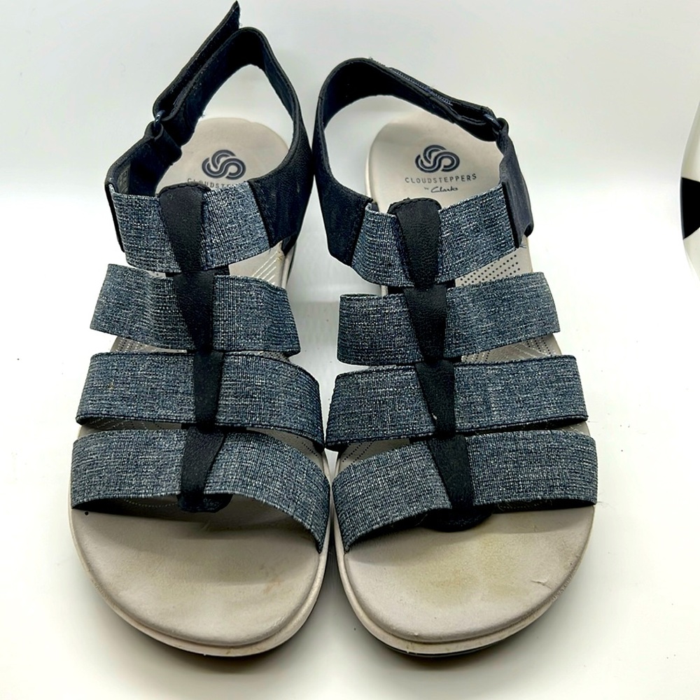Clark’s cloud-stepper Navy Sz 8.5